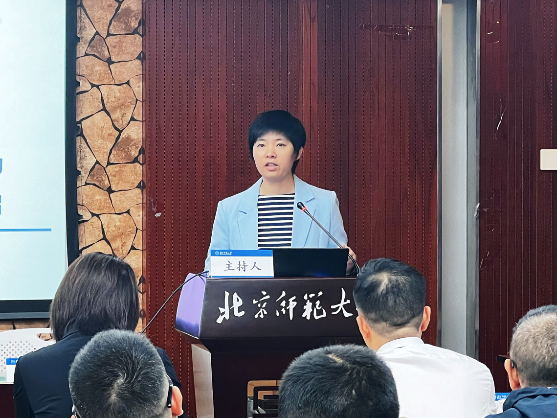 秦晓虹.jpg