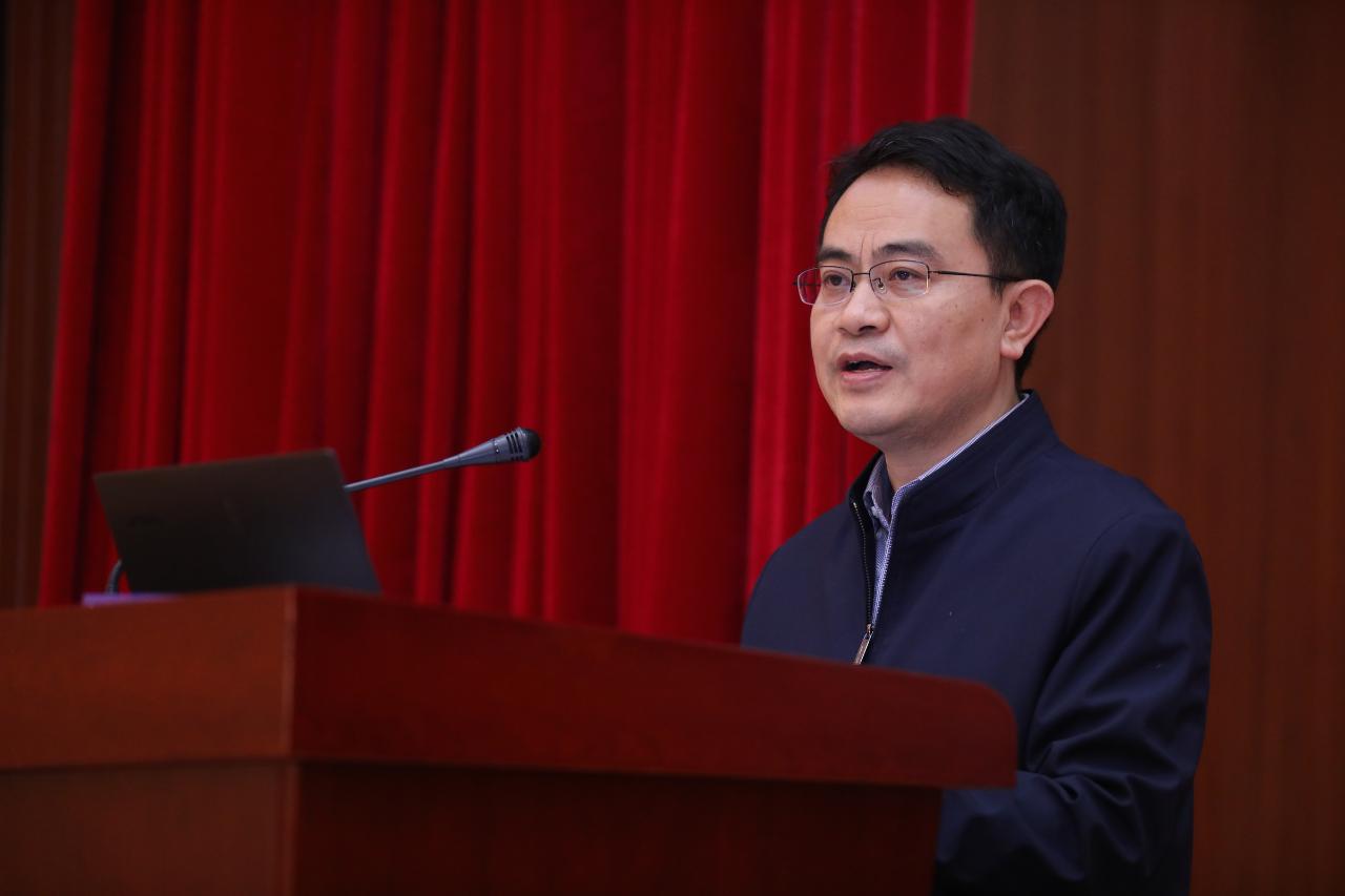 2.黎院讲话.JPG
