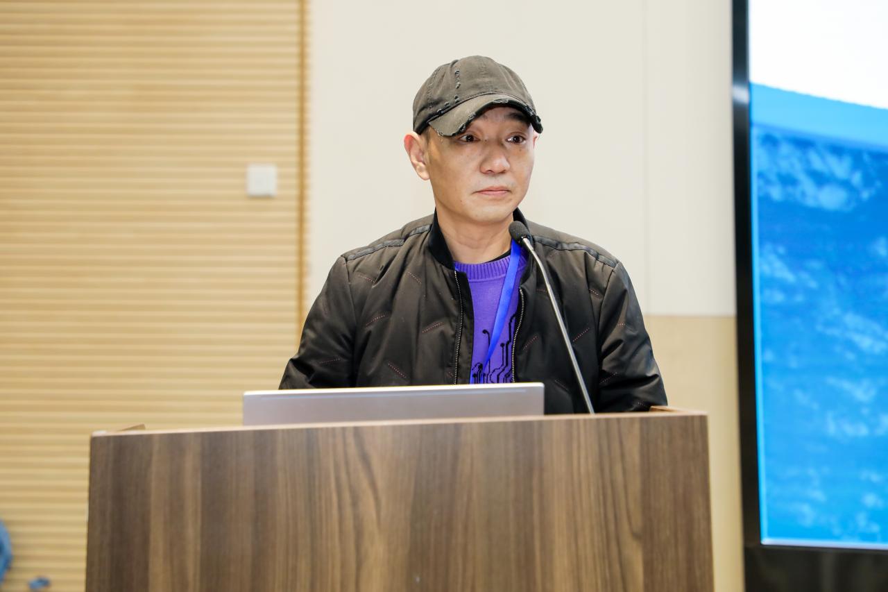图六：布拖县民族小学孙可校长老师做学员代表发言.jpg