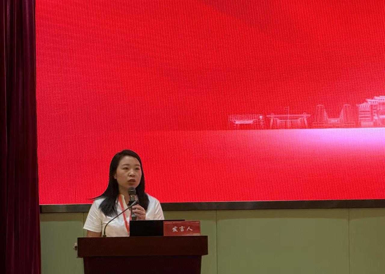 学员代表发言.jpg