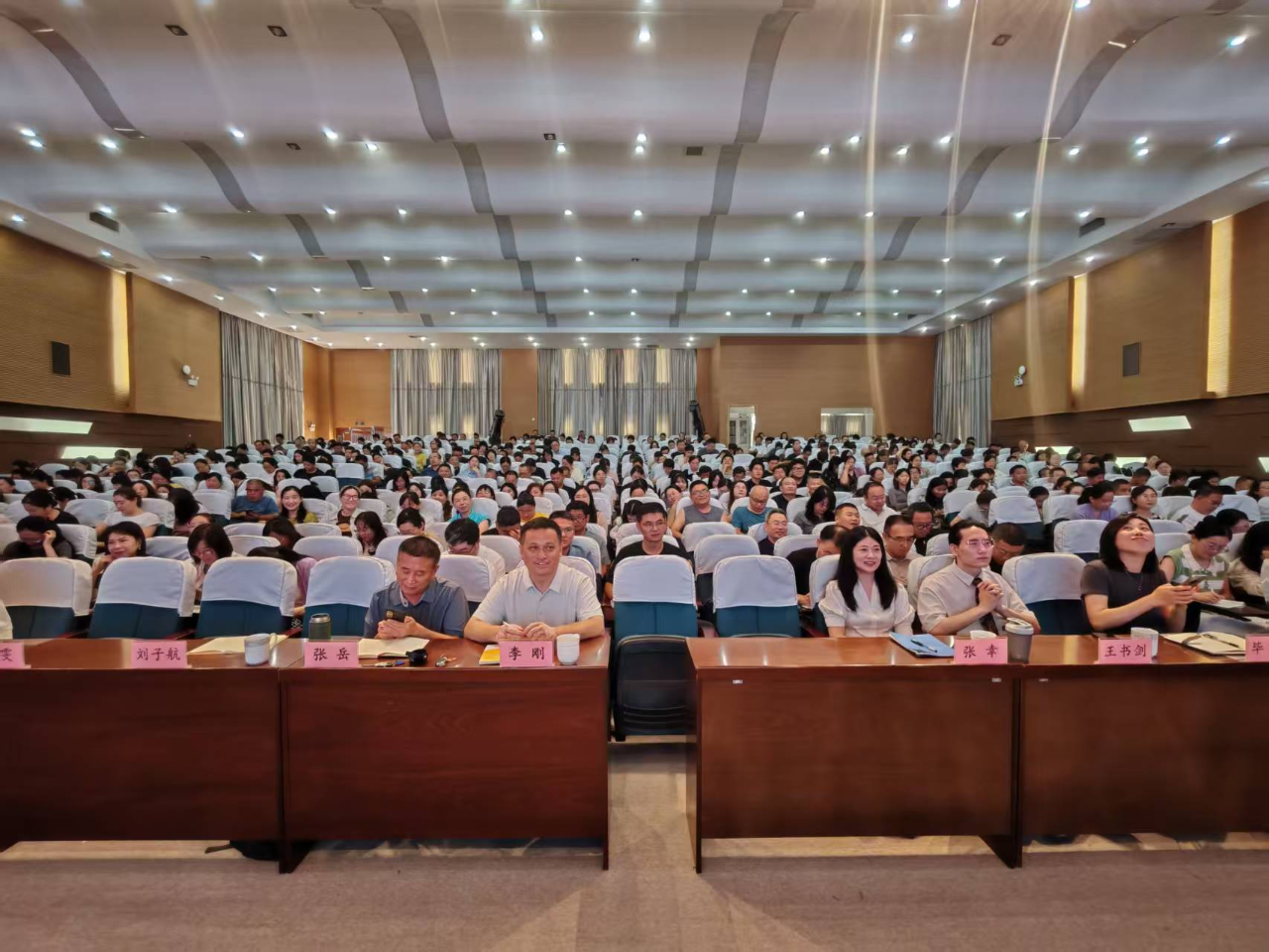 图片1.png