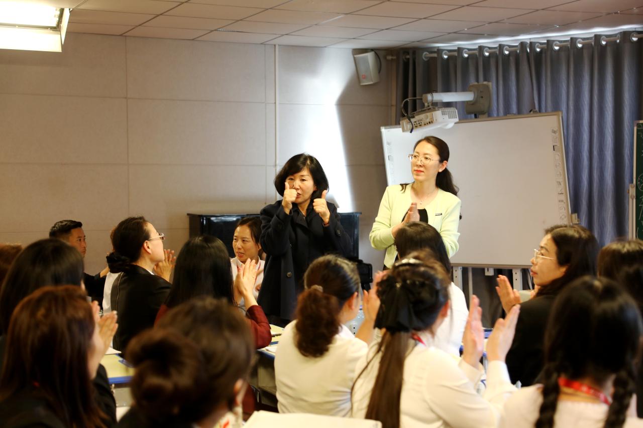 配图3-15日下午分会场课堂研讨.jpg 配图3-15日下午分会场课堂研讨.jpg